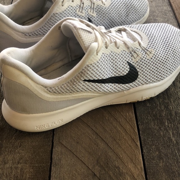 Nike Training Flex TR-7 Sneakers - Picture 6 of 11